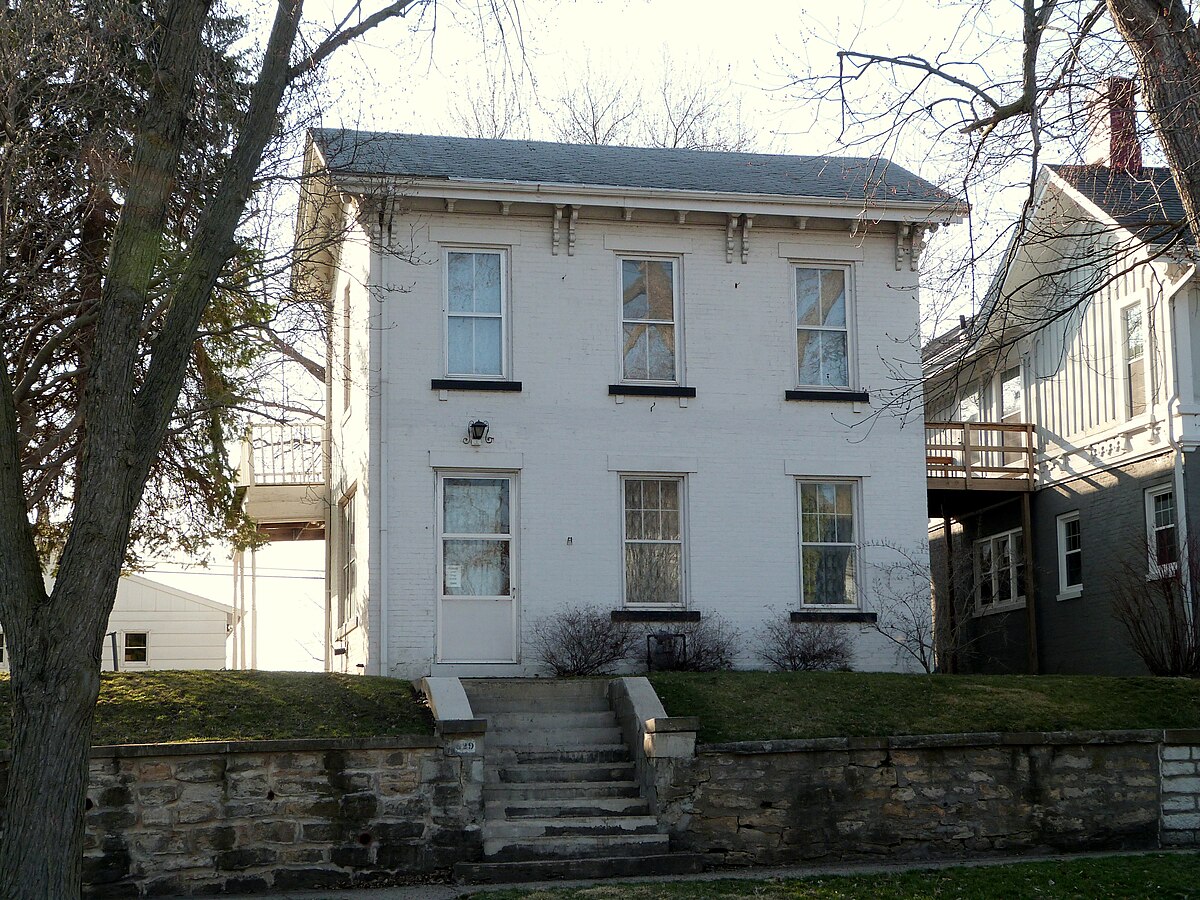 Drug rehab near Burlington, IA