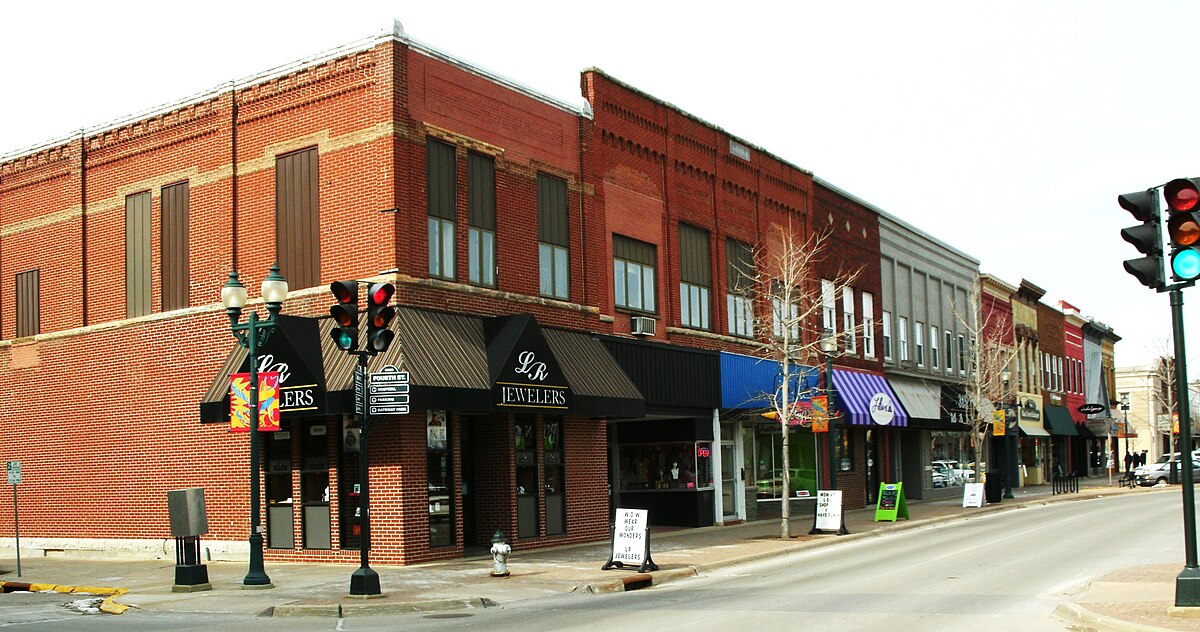 Drug rehab near Cedar Falls, IA